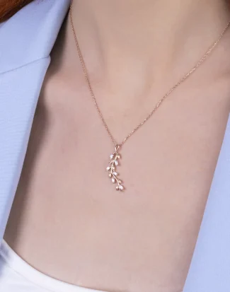 Baget Taşlı Sarmaşık Kolye