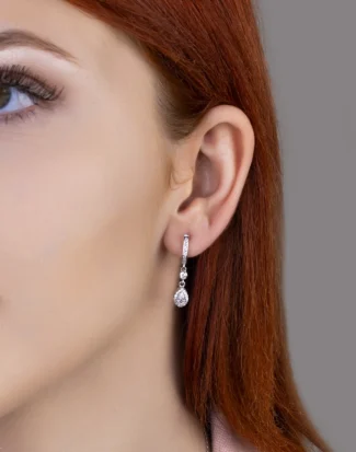 Damla Sallantılı Pırlanta Modeli Gümüş Küpe