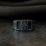 Safir Baget Taşlı Modern Tasarım Gümüş Erkek Yüzüğü