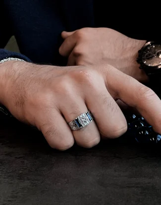 Safir Baget Taşlı Modern Tasarım Gümüş Erkek Yüzüğü