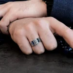 Safir Baget Taşlı Modern Tasarım Gümüş Erkek Yüzüğü